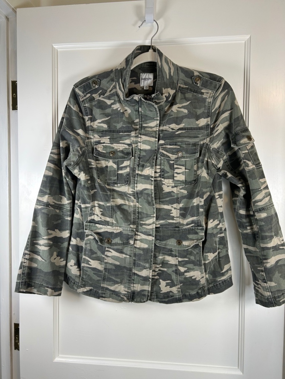 Camouflage Utility Jacket by Kensie Full Zip Size Large
